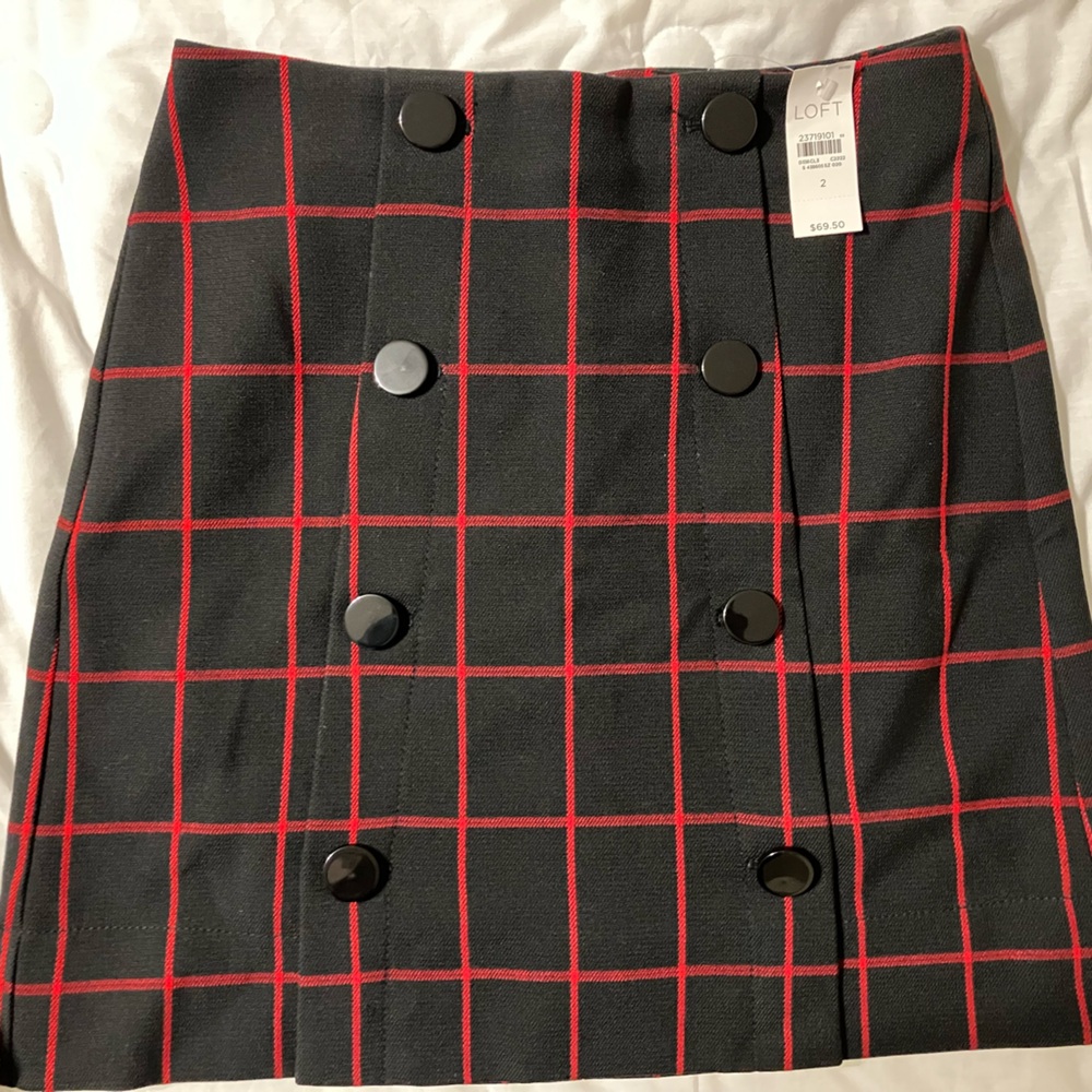The loft cute black & red mini. Perfect for fall/winter. New with tags.
